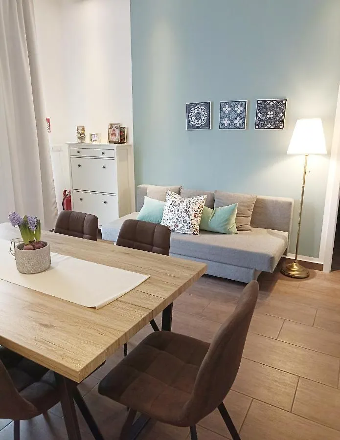 Spacious 3-Bedroom Apartment In City Centre Vienna
